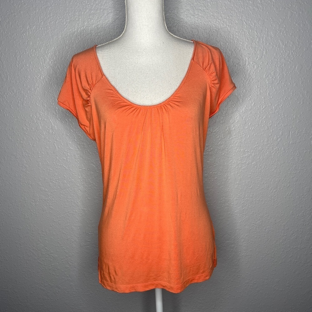 Women's ‎ Semantiks Peach color top short sleeve round neck Top Size Medium
